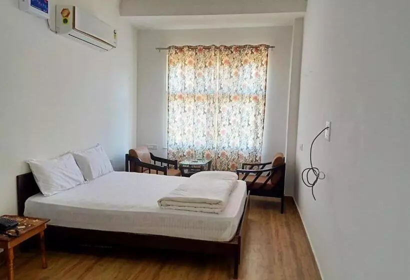 Hotelli Hindupura Residency