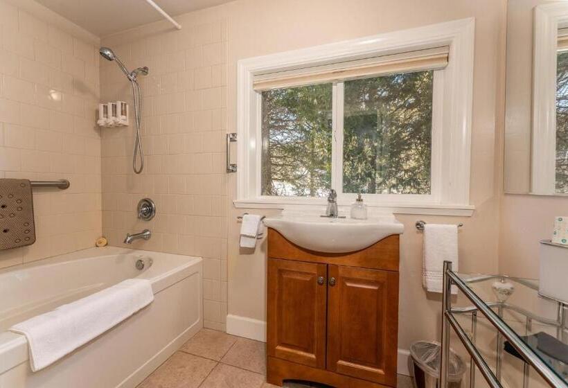 Bed and Breakfast Big Creek Inn