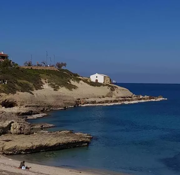 تختخواب و صبحانه Il Posto Nascosto