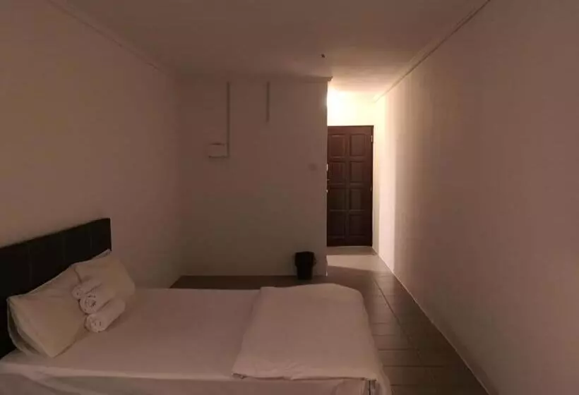 G Star Motel