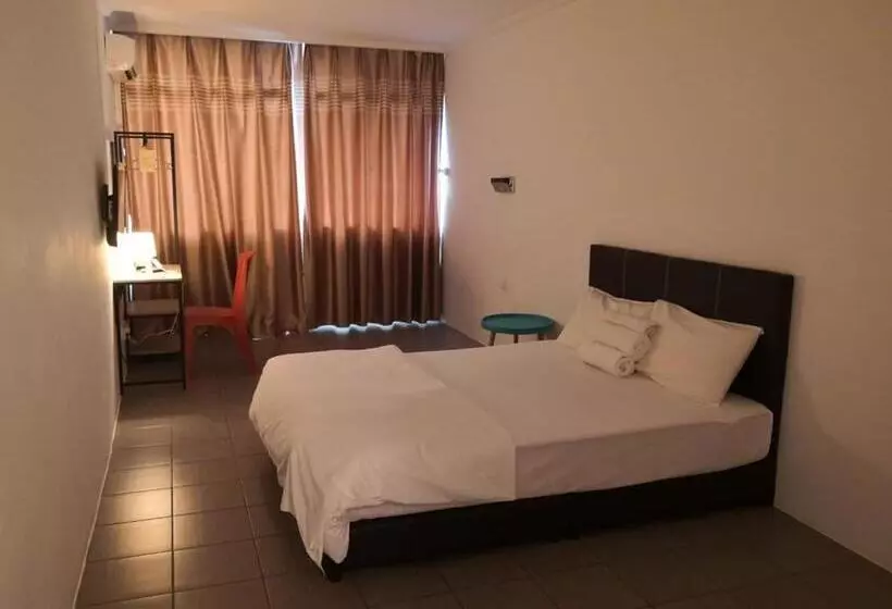 G Star Motel