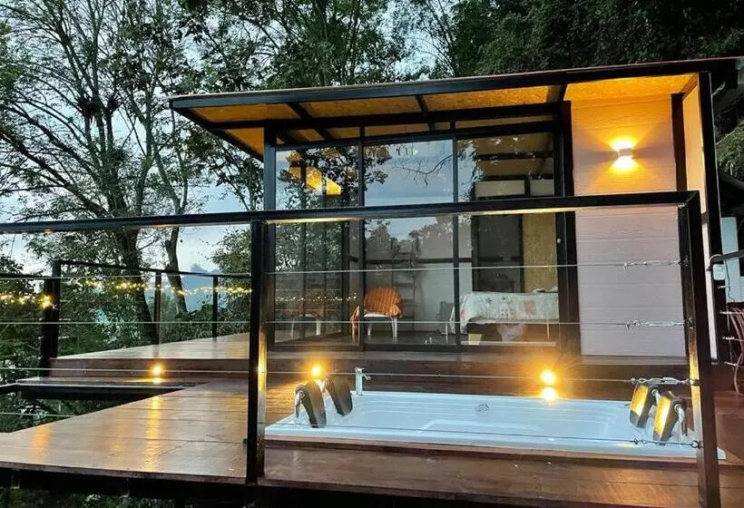 ホテル Balú Glamping