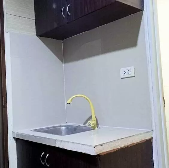 ホテル Maine City Residences Leveriza