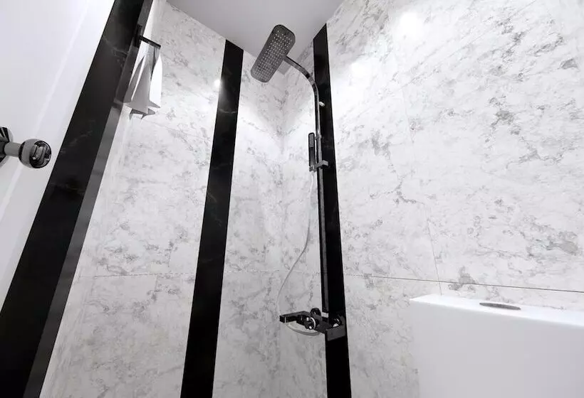 ホテル Maine City Residences Leveriza