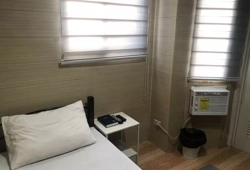 ホテル Maine City Residences Leveriza