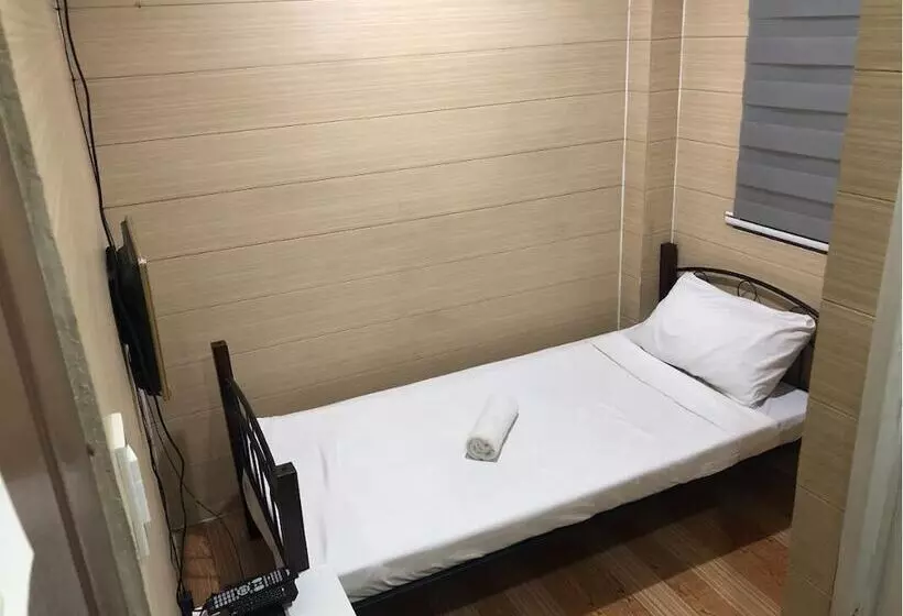 ホテル Maine City Residences Leveriza