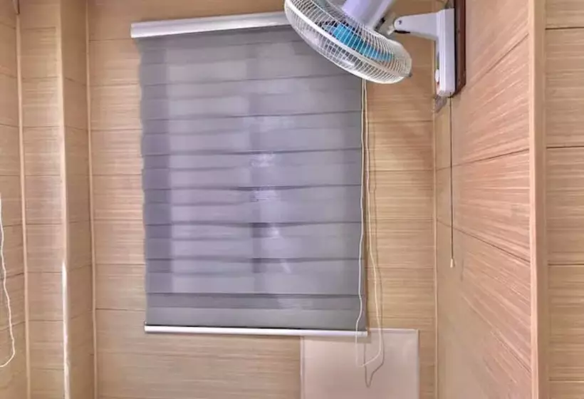 ホテル Maine City Residences Leveriza