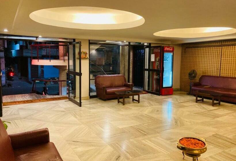 ホテル Rathna Palace