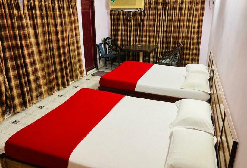 ホテル Rathna Palace