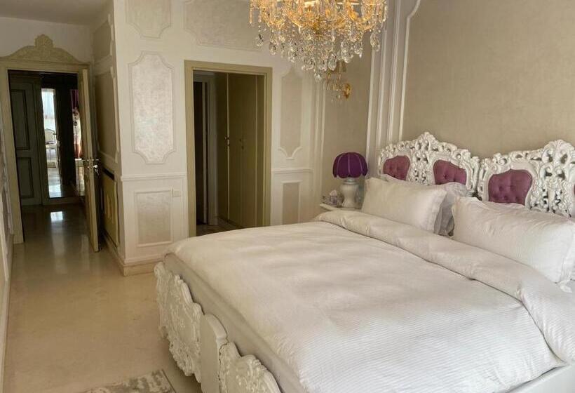 پانسیون Suites Gloria