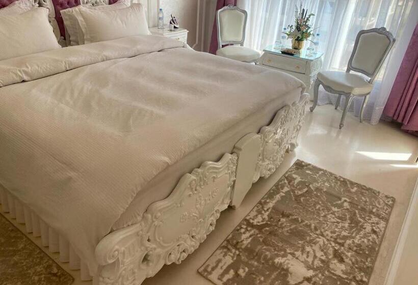 پانسیون Suites Gloria