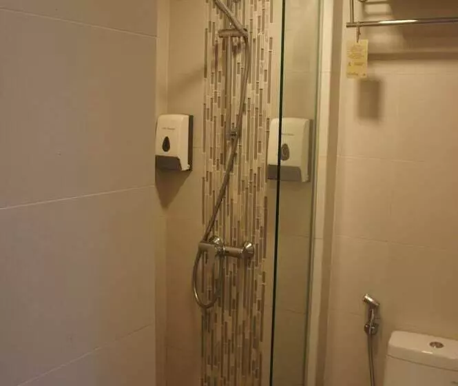 Amaris Hotel By Santika