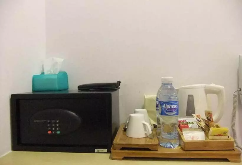 Amaris Hotel By Santika