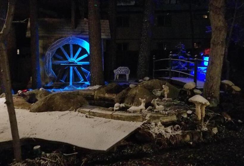 Castle Wood Theme Cottages  Couples Only