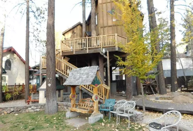 Castle Wood Theme Cottages Couples Only