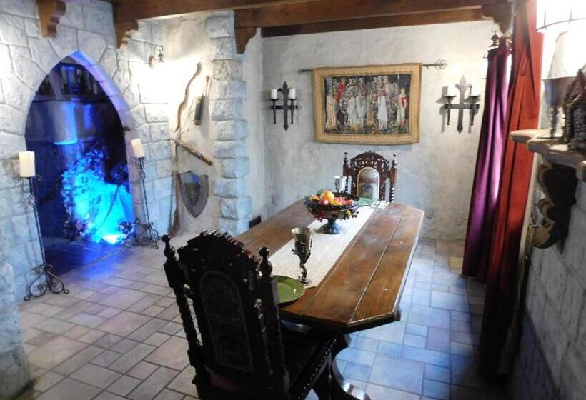 Castle Wood Theme Cottages  Couples Only