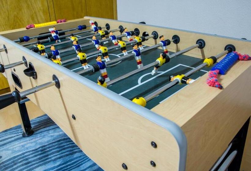 בית מלון כפרי Astoria