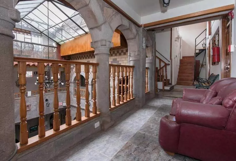 Отель Ayenda Casa Escondida San Cristobal Premium