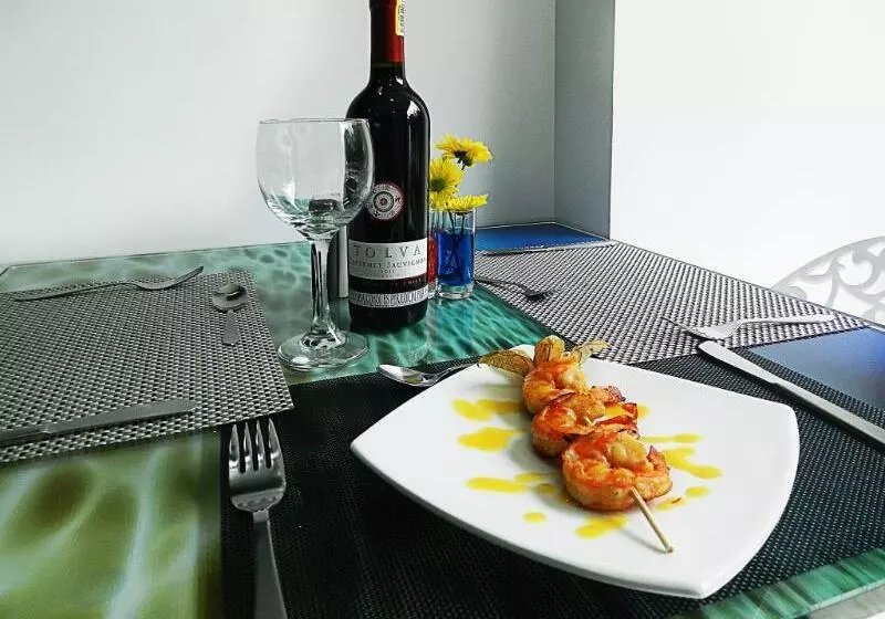 ホテル Bolivariana Plaza Medellin