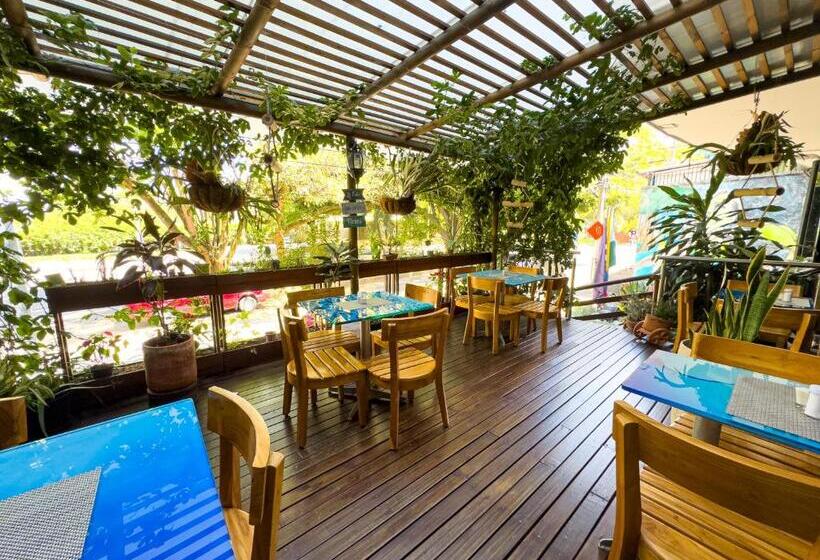 בית מלון כפרי Bolivariana Plaza Medellin