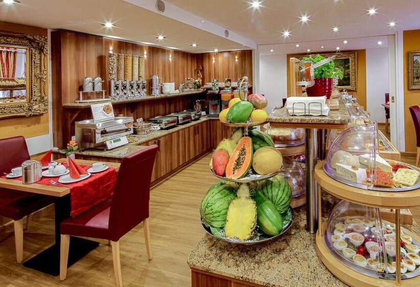 Tiptop Hotel Burgschmiet Garni