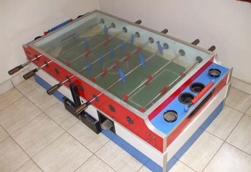 酒店 Coconut Grove Miners Lodge