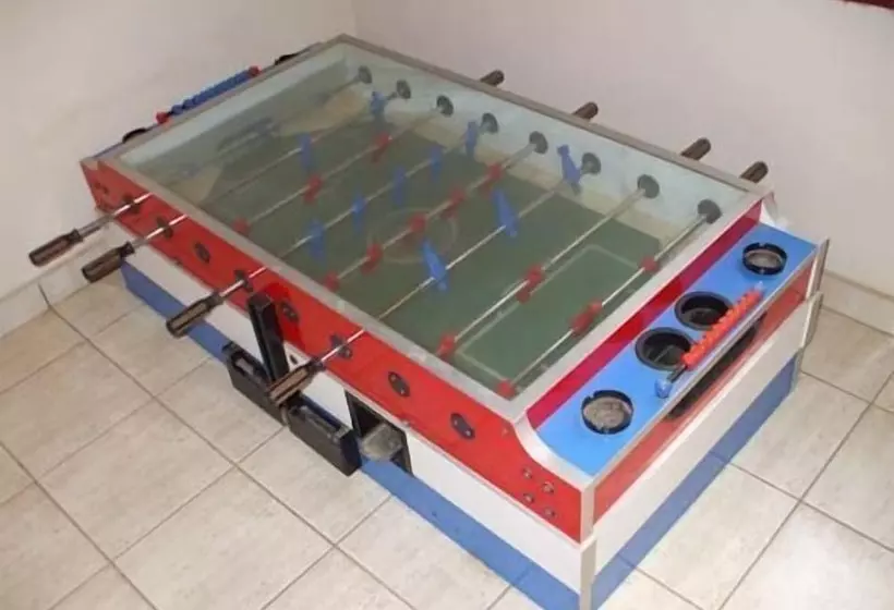 酒店 Coconut Grove Miners Lodge