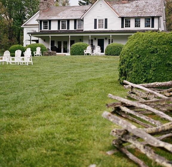 فندق Half Mile Farm By Old Edwards Hospitality