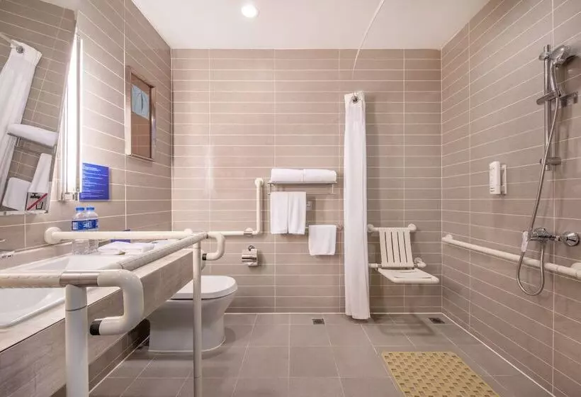 Отель Holiday Inn Express Beijing Airport Zone, An Ihg