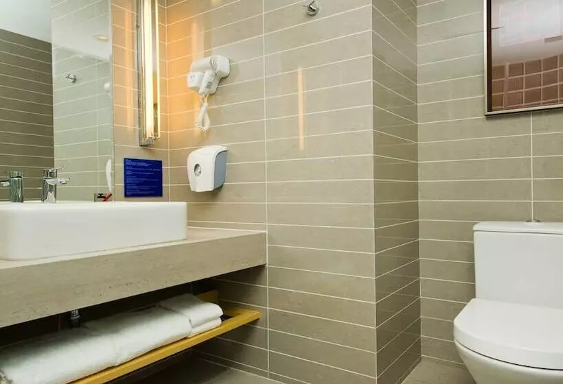 Отель Holiday Inn Express Beijing Airport Zone, An Ihg