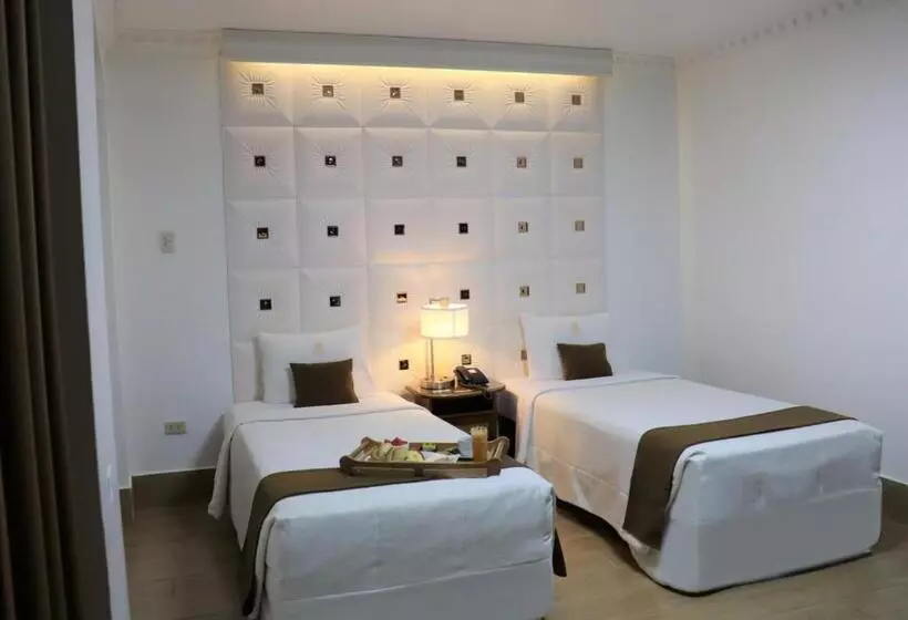 Отель Suites Inkari