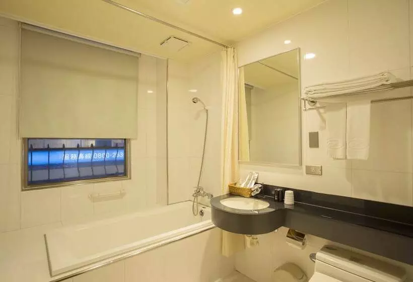 Hotelli Just Live Inntaipei Station