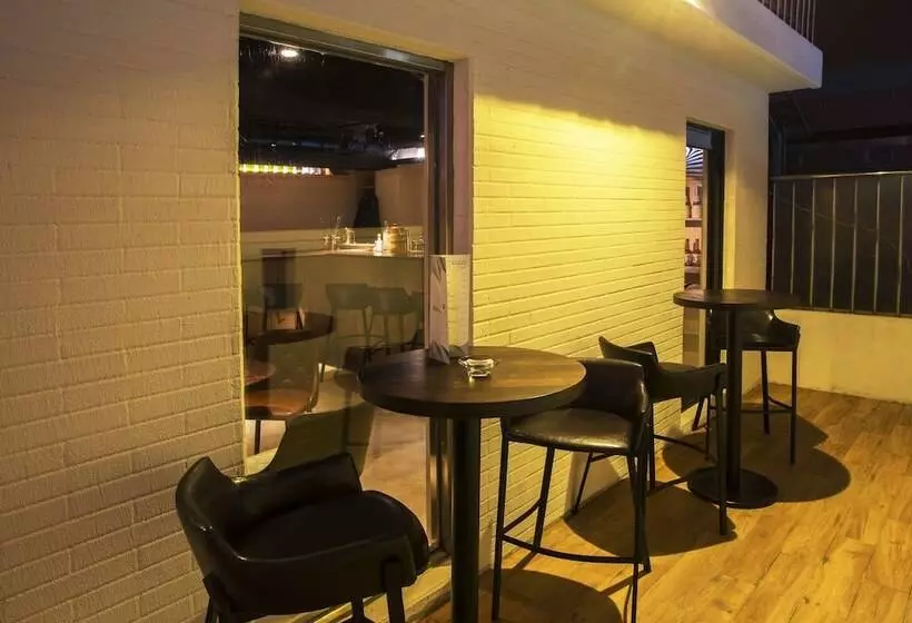 Hotelli Just Live Inntaipei Station