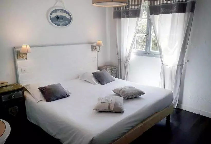 בית מלון כפרי Logis La Bastide Des Golfs