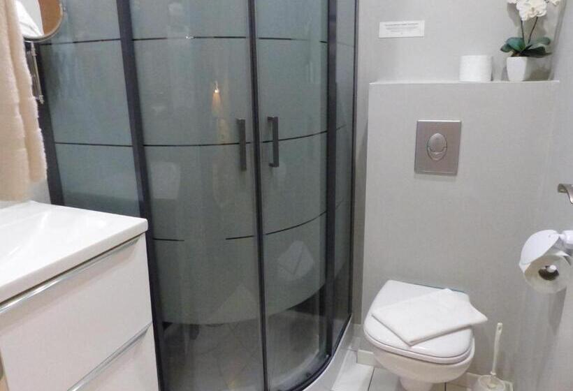 호텔 Logis La Bastide Des Golfs