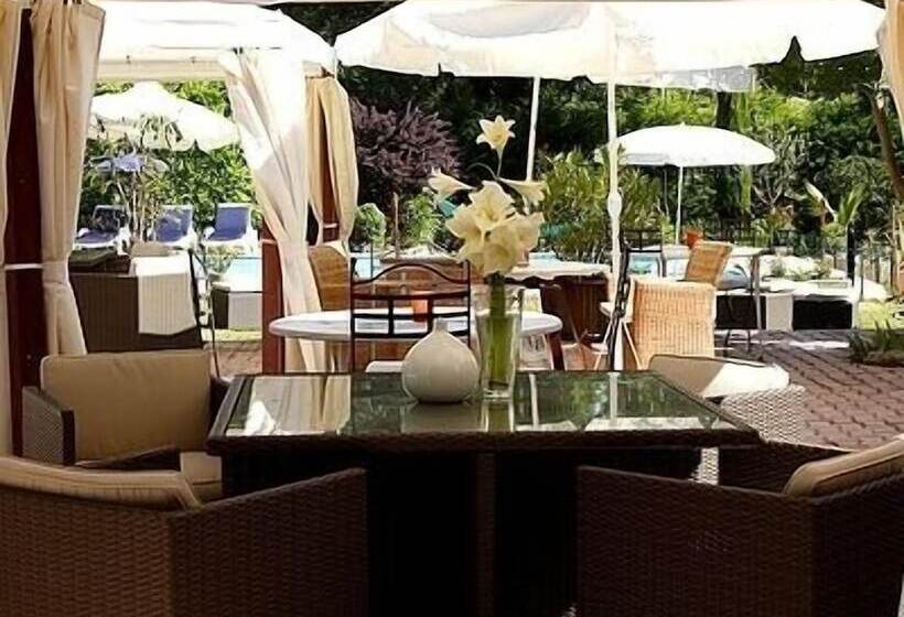 호텔 Logis La Bastide Des Golfs