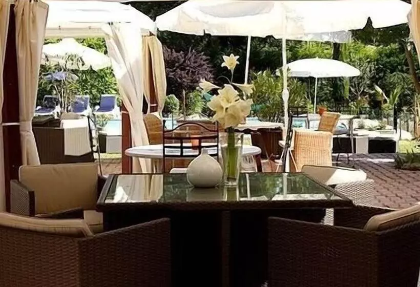 בית מלון כפרי Logis La Bastide Des Golfs