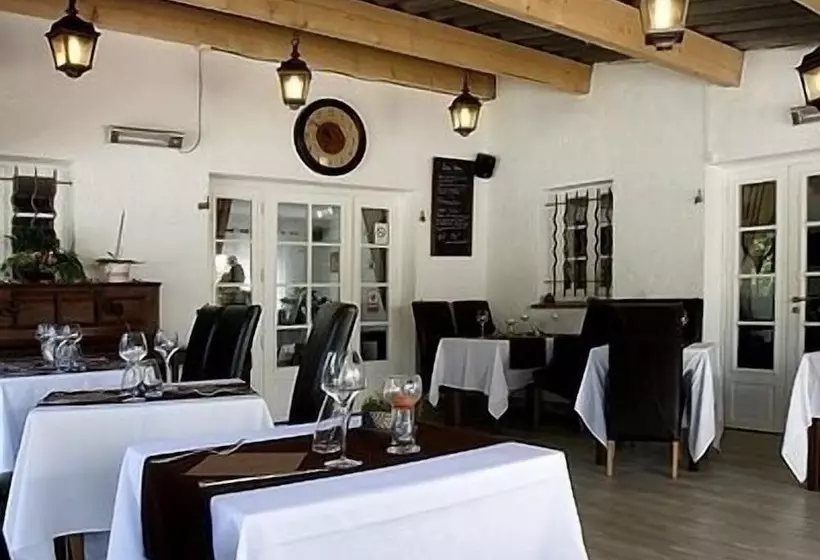 בית מלון כפרי Logis La Bastide Des Golfs