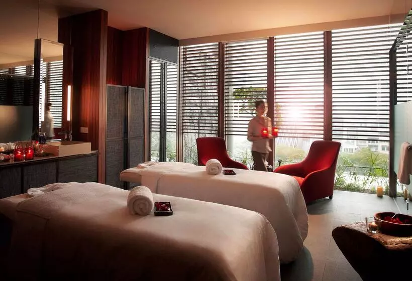 هتل Parkroyal Collection Pickering, Singapore