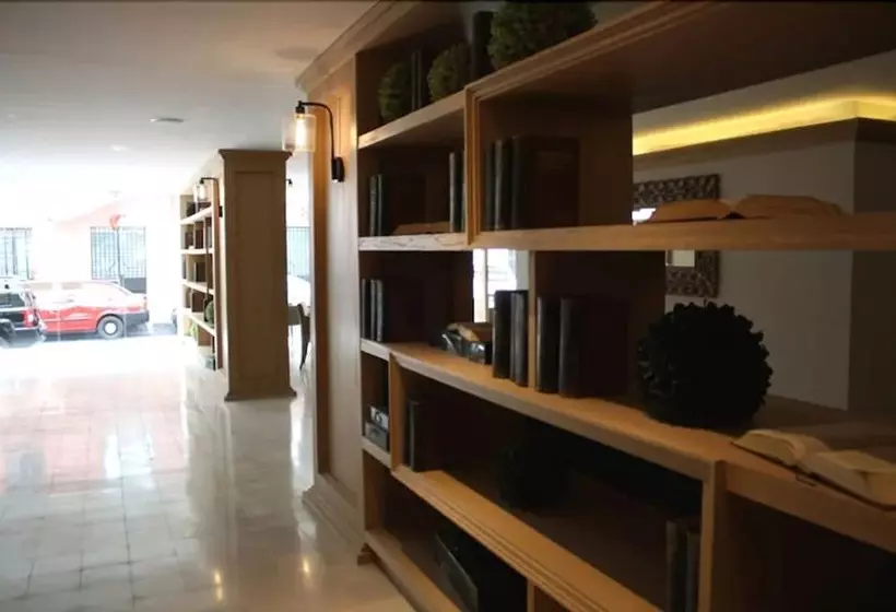 ホテル Plaza Revolucion