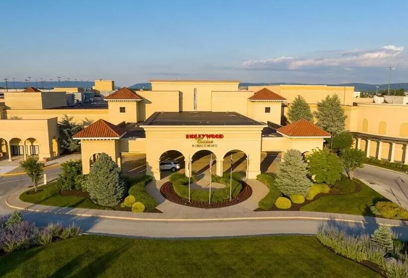 ホテル The Inn At Charles Town