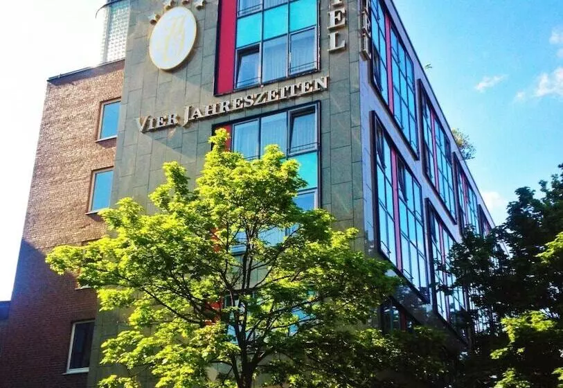 Hotelli Vier Jahreszeiten Berlin City