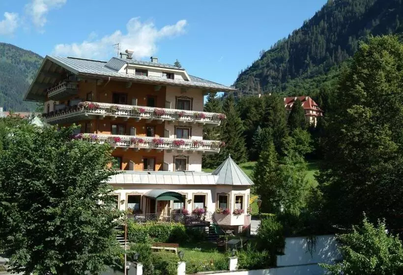 Отель Völserhof