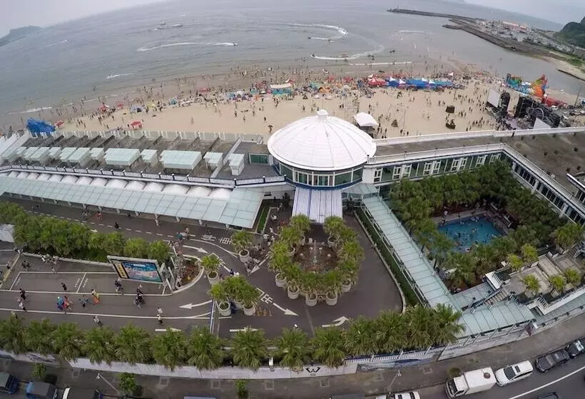 هتل White House Hot Spring Beach Resort