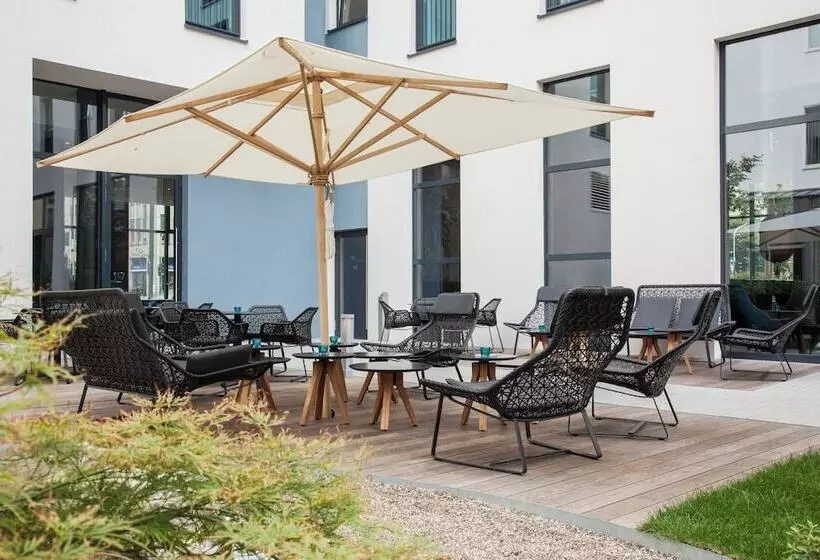 Motel One Düsseldorf Hauptbahnhof