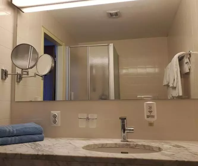 リゾートホテル Marco Polo Alpina Familien & Sport