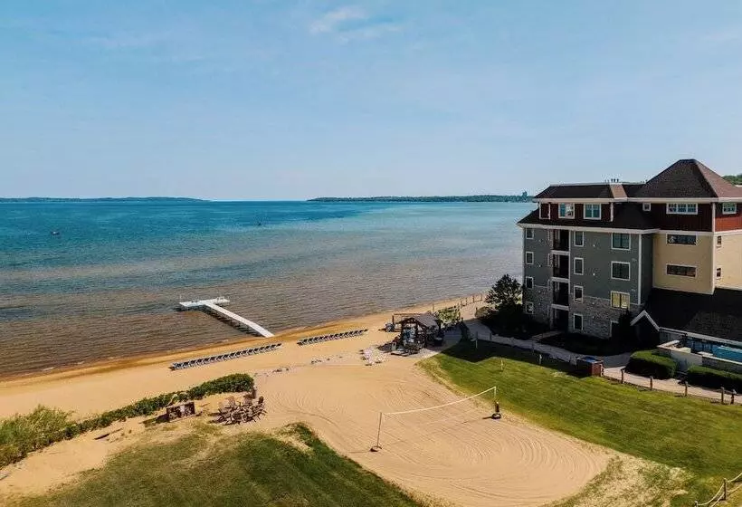 リゾートホテル Tamarack Lodge