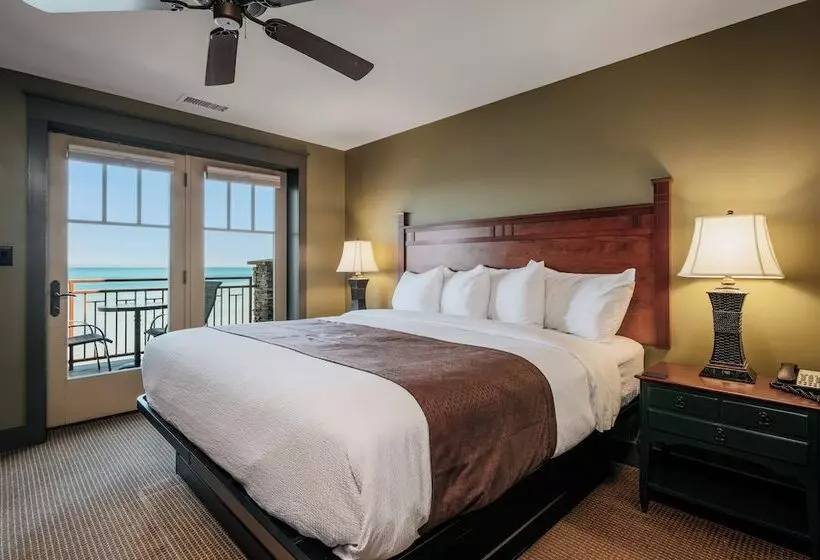 リゾートホテル Tamarack Lodge