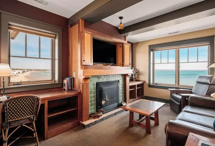 リゾートホテル Tamarack Lodge