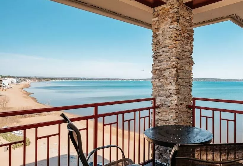 リゾートホテル Tamarack Lodge